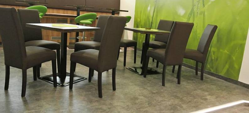 福鲁克斯佩帕拉迪斯伽尔特酒店(Frühstückspension Paradiesgartl)图片