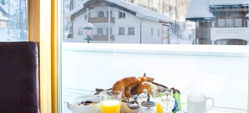 皮兹奥特酒店(Piz Ot)图片