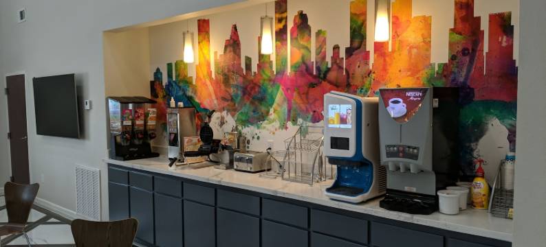 金伍德休斯顿北温德姆速8酒店(Super 8 by Wyndham Kingwood Houston North)图片