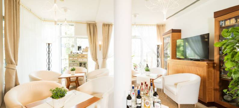 格洛威贝尔艾尔斯特拉兰德酒店(Bel Air Strandhotel Glowe)图片