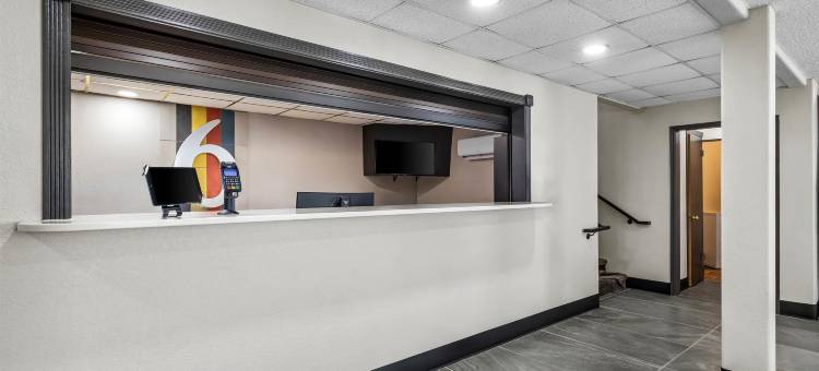 Motel 6 北苏城，SD - I-29北(Motel 6 North Sioux City, SD I 29 North)图片