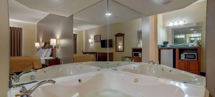 伊克诺旅馆套房酒店(Econo Lodge Inn & Suites)图片