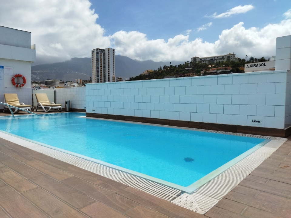 Hotel TropicalOver view