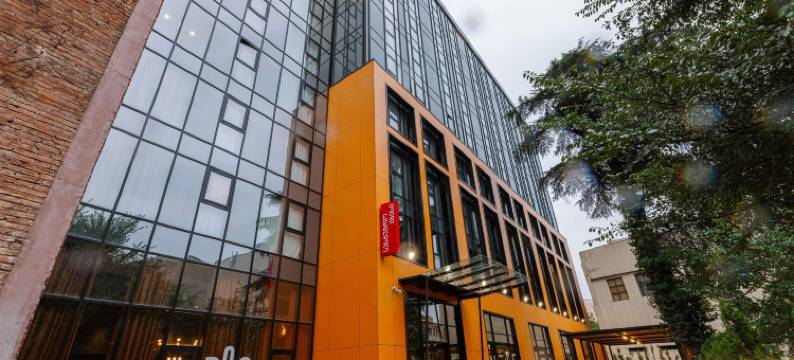 宜必思第比利斯体育场酒店(2019 年 11 月开业)(Ibis Tbilisi Stadium)图片