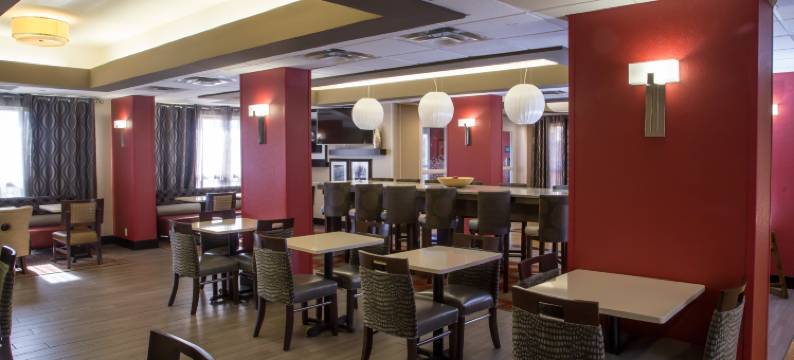 西牛津欢朋酒店(Hampton Inn Oxford-West)图片