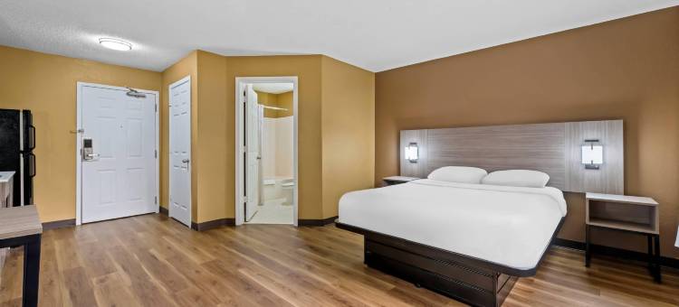 夏洛特 - 行政公园美茵斯坦套房酒店(Suburban Studios Charlotte - Executive Park)图片