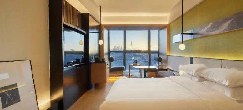 君城·设计师酒店(湛江高铁北站鼎盛广场店)图片