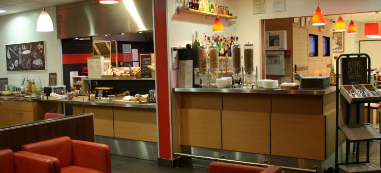 宜必思里昂罗纳河畔沙斯酒店(Ibis Lyon Sud Chasse-Sur-Rhône)图片