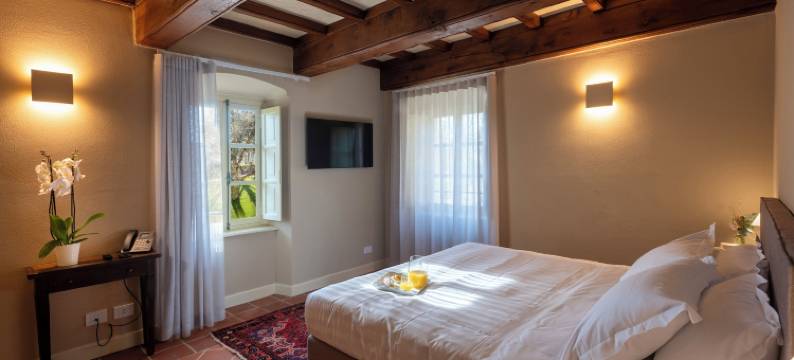 瓦雷纠奥克斯农庄酒店(Agrisuite le Querce del Vareglio)图片