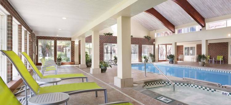 大急流城机场温德姆花园酒店(Wyndham Garden Grand Rapids Airport)图片