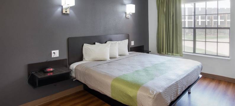 阿林顿6号一室公寓酒店(Studio 6 Arlington, TX)图片