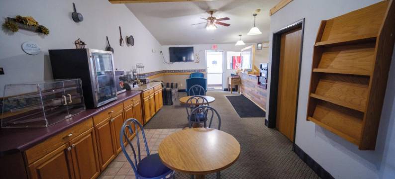 Westwood Inn & Suites 金博尔 I 90(Westwood Inn & Suites Kimball I 90)图片