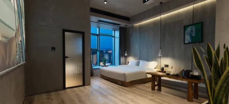 泥木·SKY CITY HOTEL(自贡华商城店)图片
