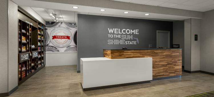 陆思金I-75欢朋酒店与套房(Hampton Inn & Suites by Hilton Ruskin I-75)图片