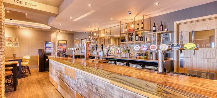 萨弗伦沃尔登普瑞米尔酒店(Premier Inn Saffron Walden)图片