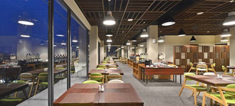 怀兹尊贵酒店酒店-巴东哈蒂布苏莱曼(Whiz Prime Hotel Khatib Sulaiman Padang)图片