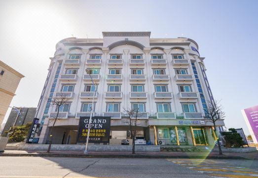 Sokcho Sinabro Hotel Overview