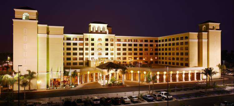 阿纳海姆会议中心逸林套房酒店(DoubleTree Suites by Hilton Anaheim Resort/Convention Center)图片