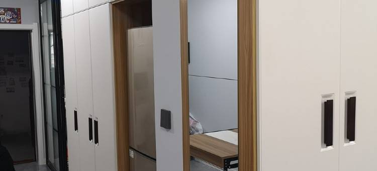 九州松鹤B鑫日租公寓(平安路分店)图片