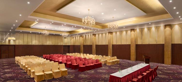 齐普尔斋辛格普拉温德姆华美达酒店(Ramada by Wyndham Jaipur Jaisinghpura)图片