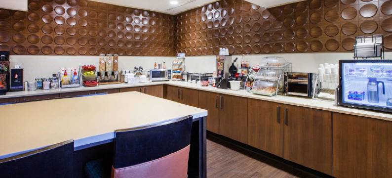 Wingate by Wyndham Roseville/Detroit图片