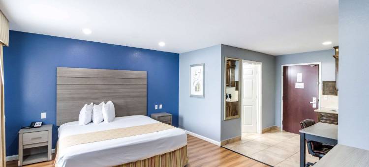 路得韦旅馆 & 套房波特亚瑟 - 格罗夫斯(Rodeway Inn & Suites Port Arthur - Groves)图片