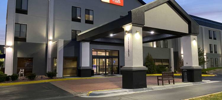 堪萨斯城机场KCI东贝斯特韦斯特优质酒店(Best Western Plus Kansas City Airport-KCI East)图片