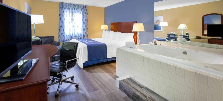 米兰桑达斯基南戴斯酒店(Days Inn by Wyndham Milan Sandusky South)图片