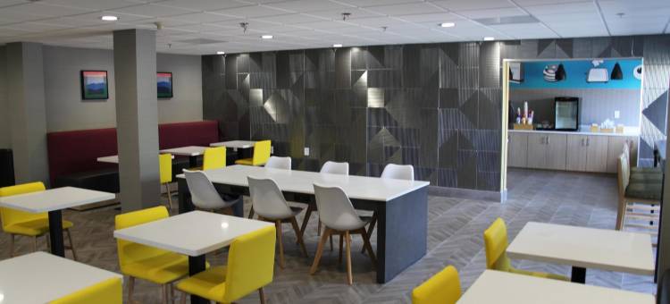 塞尔玛/史密斯菲尔德I-95拉昆塔温德姆套房酒店(La Quinta Inn & Suites by Wyndham Selma/Smithfield I-95)图片