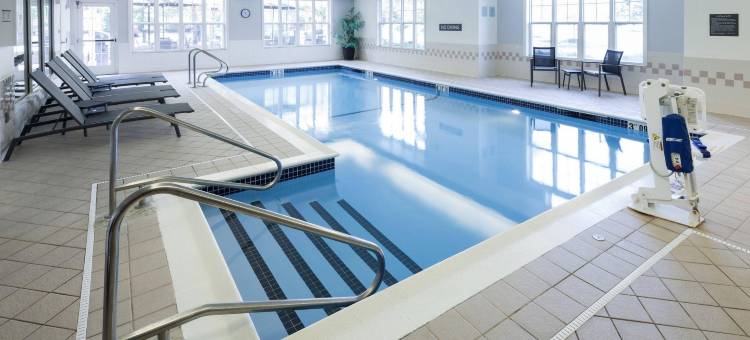 波士顿马尔伯勒居家酒店(Residence Inn Boston Marlborough)图片