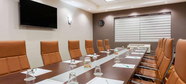 埃德蒙顿机场温德姆花园酒店(Wyndham Garden Edmonton Airport)图片