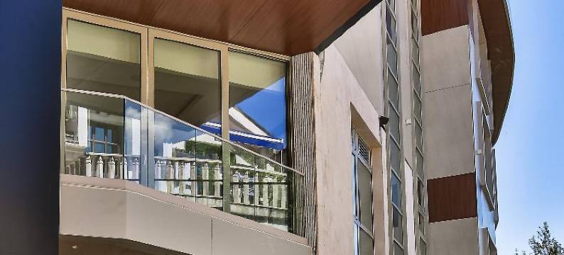 Carine Hotel Centar图片