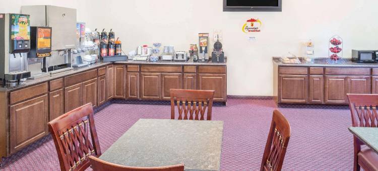 拉斯顿速8酒店(Super 8 by Wyndham Ruston)图片