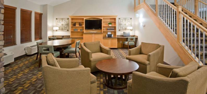 霍利美吟温德姆酒店(AmericInn by Wyndham Hawley)图片