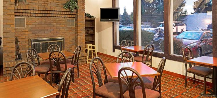 斯波坎瓦利华美达酒店(Ramada by Wyndham Spokane Valley)图片