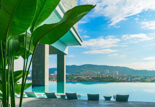 M World HotelHotel Overview