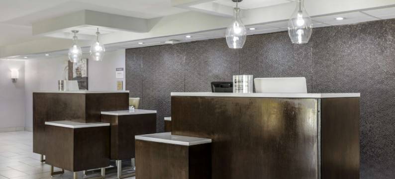 琼斯伯勒贝斯特韦斯特优质套房酒店(Best Western Plus Jonesboro Inn  Suites)图片