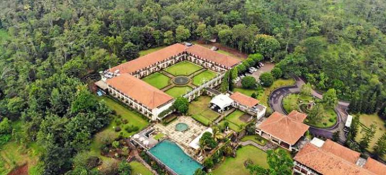 沙拉笛加埃莫里克萨里布普提酒店(D'Emmerick Salib Putih Hotel Salatiga)图片