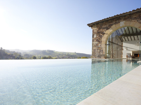 赫尔格尔拉宫精品和古董