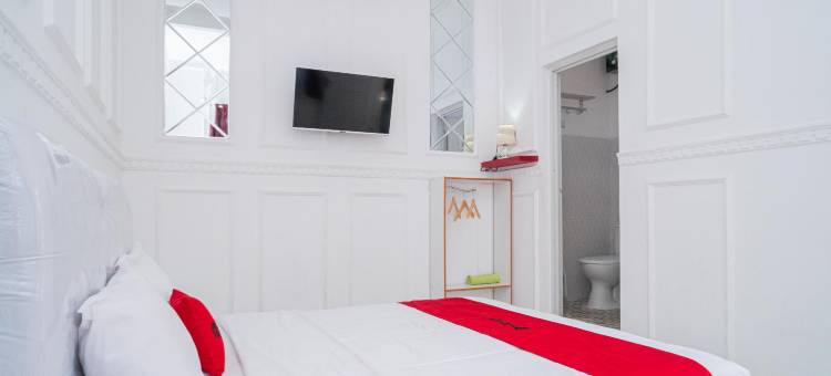 红多兹伊斯兰@奥拉家庭旅馆(RedDoorz Syariah @ Aura Homestay)图片