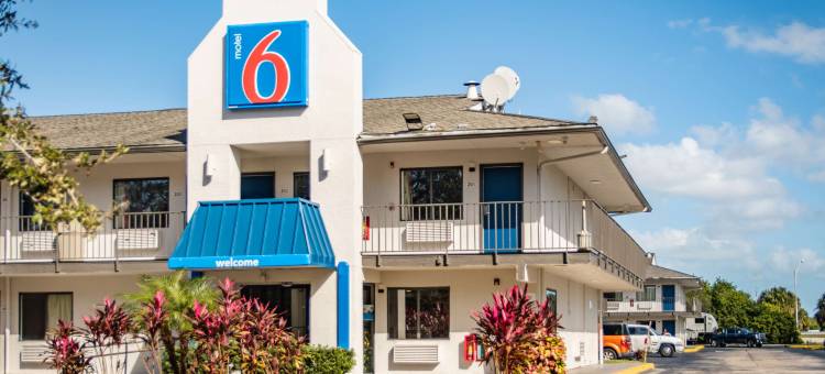 皮尔斯堡6号汽车旅馆(Motel 6 Ft. Pierce, FL)图片