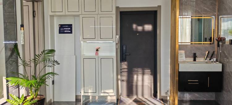 鹤岗蓝藤民宿图片