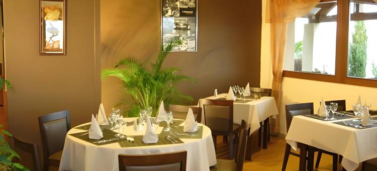 伊文思英式酒店(Brit Hotel Les Evens)图片