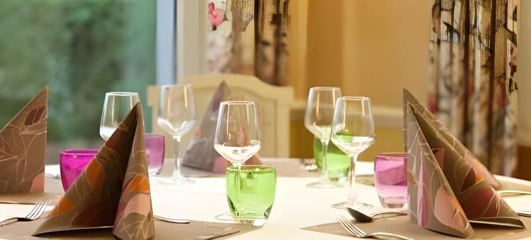 洛吉斯阿利泽亚勒芒北部酒店(Logis Hôtel Alizéa le Mans Nord)图片