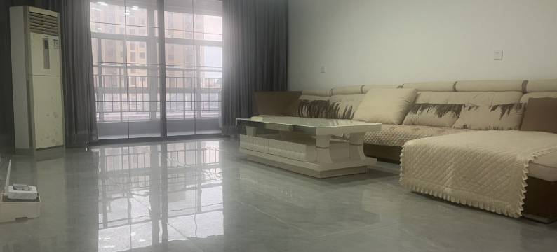 房东七七七七公寓(西平北街分店)图片