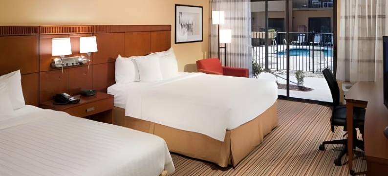 奥兰多机场万怡酒店(Courtyard Orlando Airport)图片