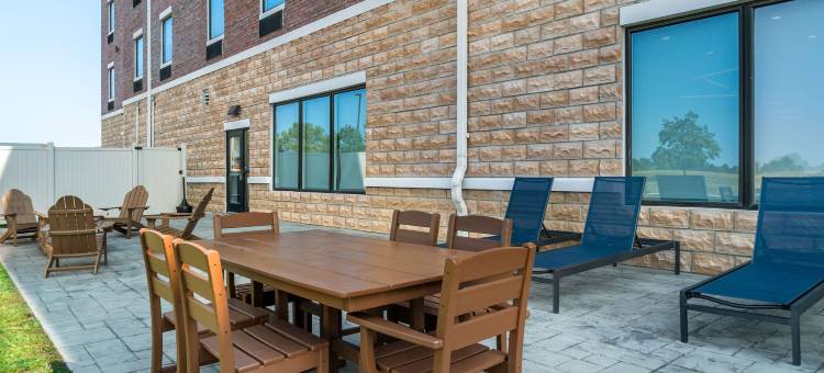 舒适酒店及套房阿德里安(Comfort Inn & Suites Adrian)图片