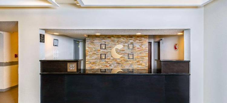 舒适套房酒店(Comfort Inn & Suites)图片