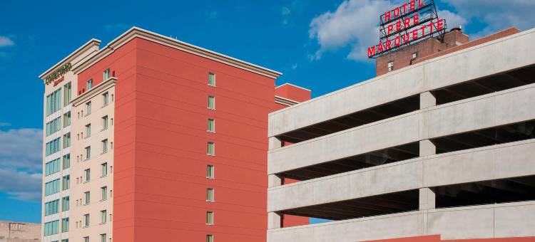 皮奥里亚市中心万怡酒店(Courtyard Peoria Downtown)图片