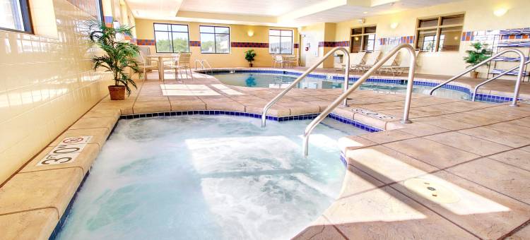 西本德欢朋套房酒店(Hampton Inn & Suites West Bend)图片